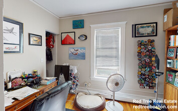 8 Chapman Pl, Unit 2 in Cambridge, MA - Building Photo - Building Photo