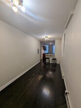 208 7th St in Jersey City, NJ - Building Photo - Building Photo
