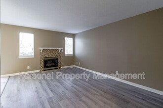 1107 NW 8th Ave in Camas, WA - Building Photo - Building Photo