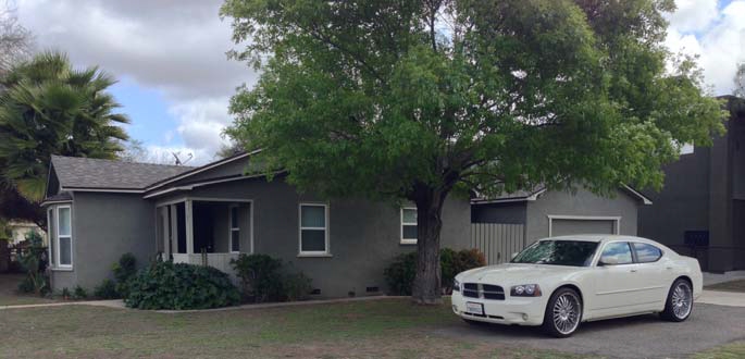 707 E Washington Ave in Escondido, CA - Building Photo