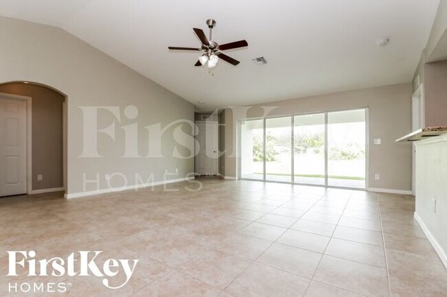 2209 NW 37th Ave in Cape Coral, FL - Building Photo - Building Photo