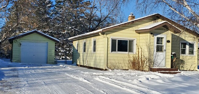 2711 Beltrami Ave NW in Bemidji, MN - Building Photo - Building Photo