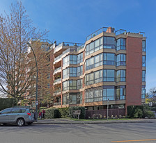 Harbour Cove in Vancouver, BC - Building Photo - Building Photo