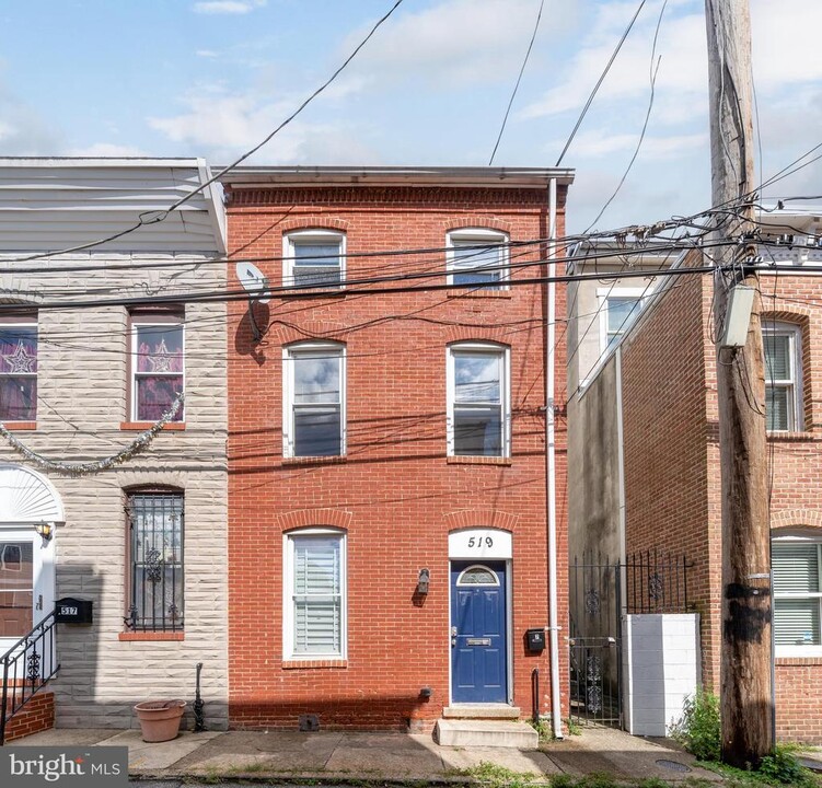 519 S Regester St in Baltimore, MD - Building Photo