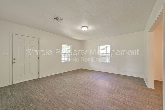 713 SW 25th St in Oklahoma City, OK - Building Photo - Building Photo