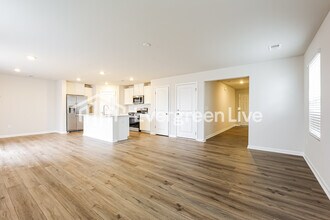 2 Donemere Way in Fountain Inn, SC - Building Photo - Building Photo