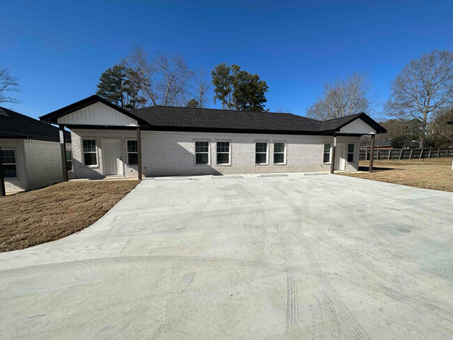 526 Bowser Rd in Monticello, AR - Building Photo - Building Photo