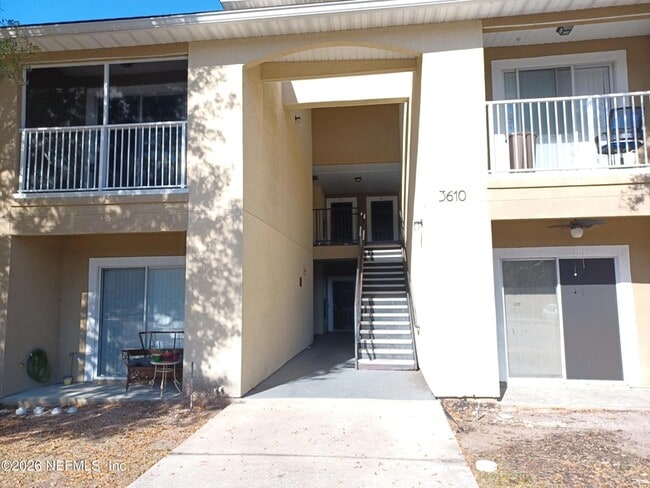 3610 Kirkpatrick Cir, Unit 12 in Jacksonville, FL - Foto de edificio - Building Photo