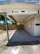 6810 Trail Lake Dr in Fort Worth, TX - Building Photo - Building Photo