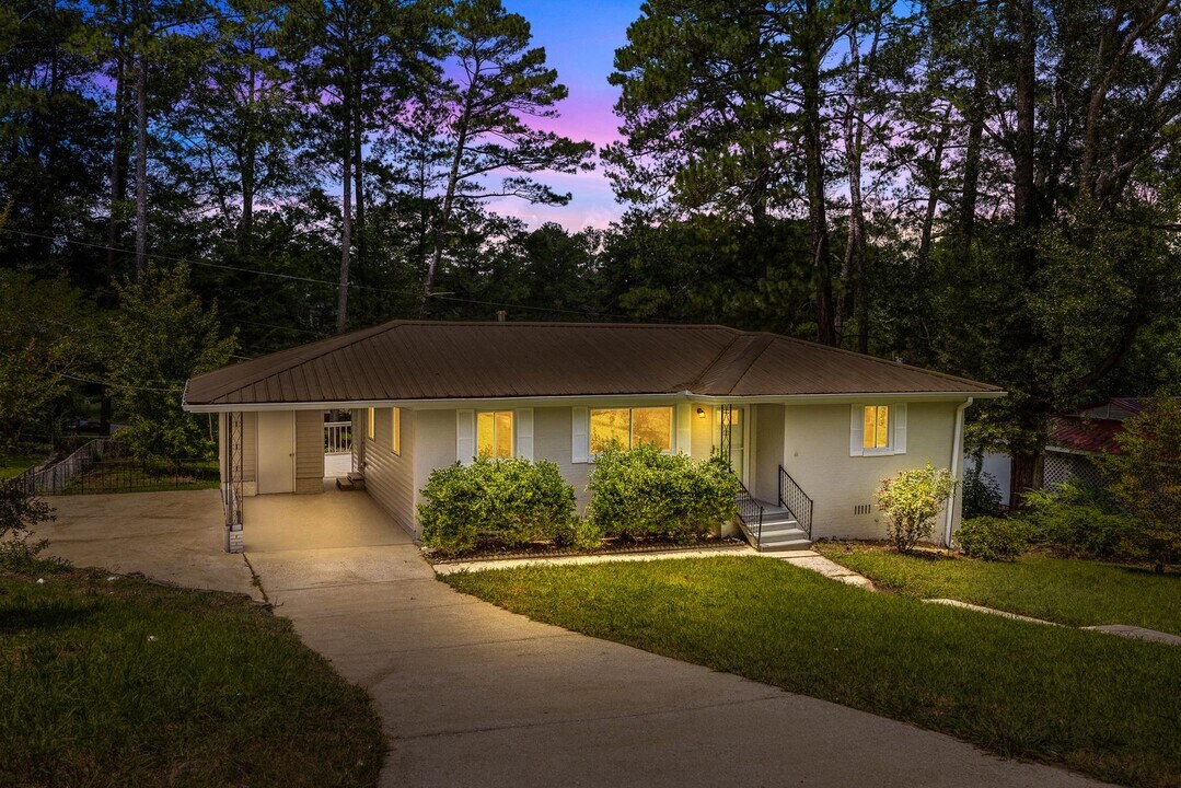 1124 Eadom Pl in Birmingham, AL - Building Photo