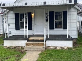 119 S 2nd Ave in Paden City, WV - Building Photo