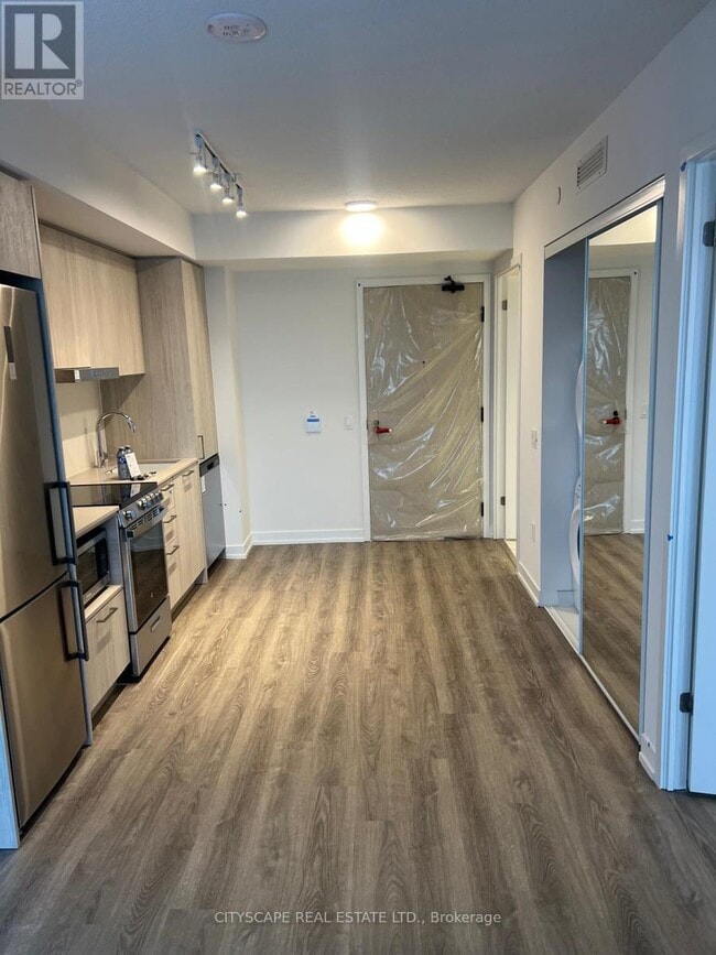 property at 195 Commerce St