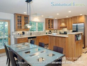 3531 Windemere Dr in Ann Arbor, MI - Building Photo - Building Photo