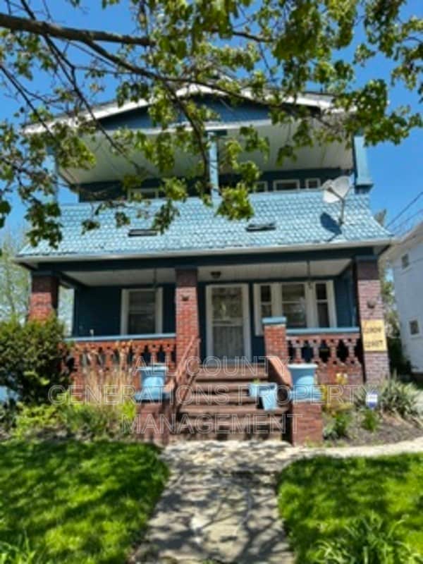 property at 11909 Continental Ave