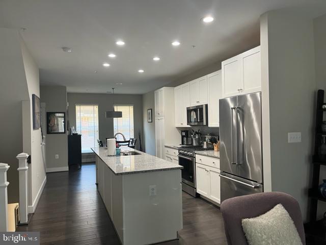 404 Ironsides Square SE in Leesburg, VA - Building Photo - Building Photo