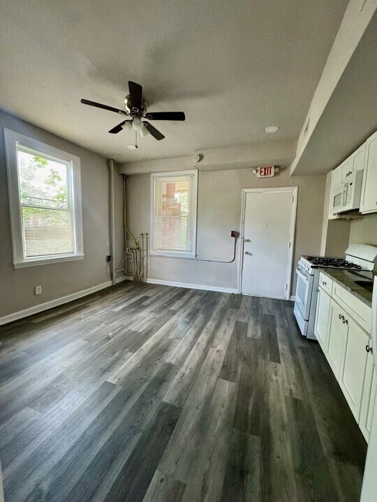 5100 Spruce St in Philadelphia, PA - Building Photo
