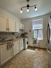 5468 Saint-Urbain Rue in Montréal, QC - Building Photo - Building Photo