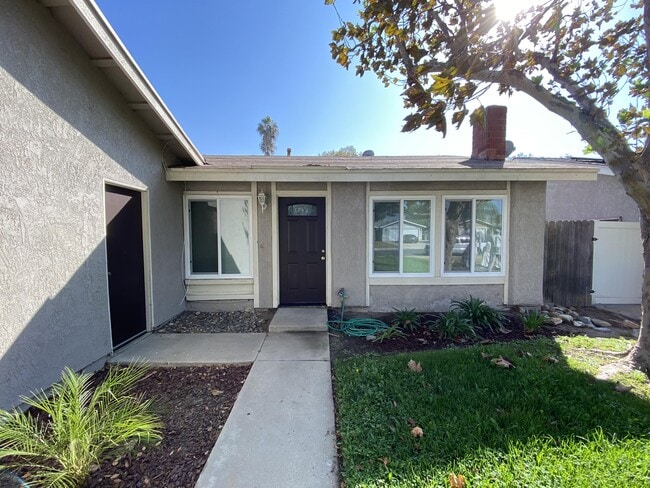 2929 S Cedar Ridge Pl in Ontario, CA - Building Photo - Building Photo