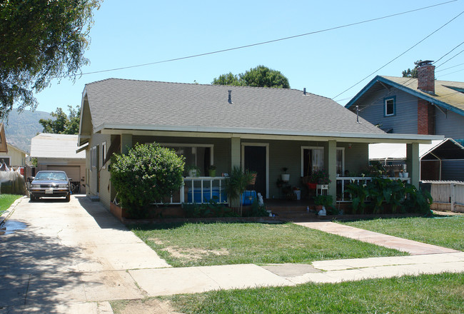 312 E Santa Paula St