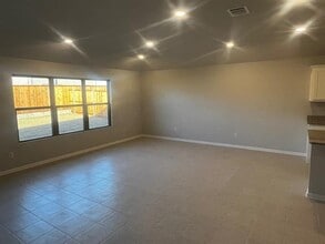 552 Meadow Run Dr in Van Alstyne, TX - Building Photo - Building Photo