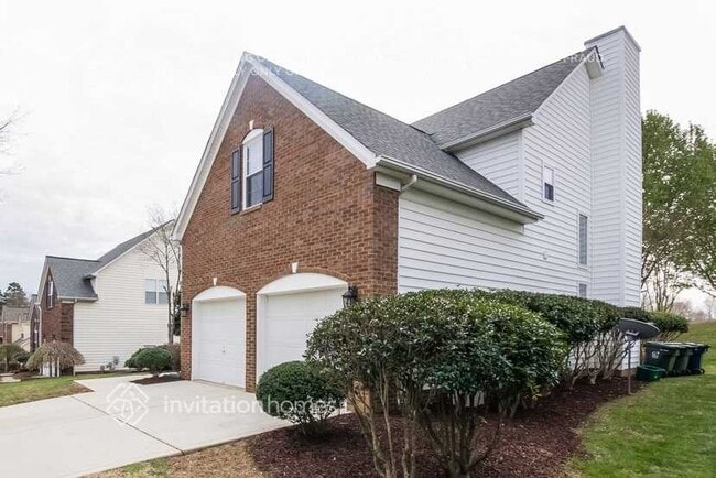 15832 Hollingbourne Rd in Huntersville, NC - Building Photo - Building Photo