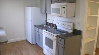 109 E Gladys St in Tampa, FL - Building Photo - Building Photo