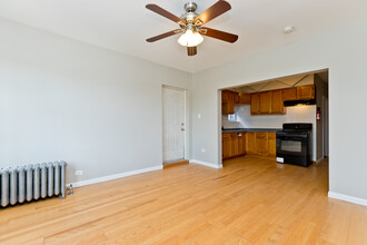 7136 Windsor Ave in Berwyn, IL - Building Photo - Building Photo