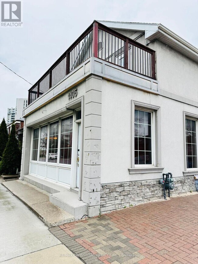 1405 Woodbine Ave