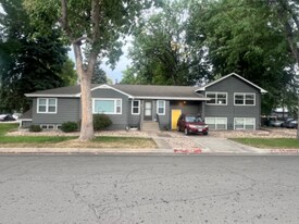 202 Edwards St, Unit C in Fort Collins, CO - Building Photo