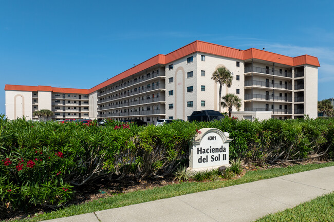 Hacienda del Sol II in New Smyrna Beach, FL - Building Photo - Building Photo