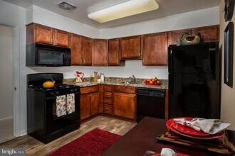 6007 Hunt Ridge Rd-Unit -3331 in Baltimore, MD - Building Photo - Building Photo