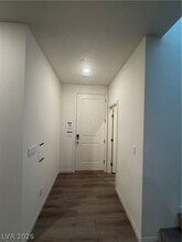 12504 Kings Crk Pl in Las Vegas, NV - Building Photo - Building Photo