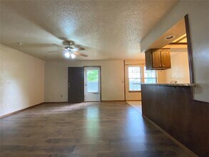 408 W 10th St in Edmond, OK - Building Photo - Building Photo