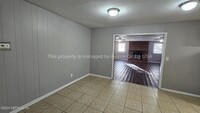 9504 Evesham Rd in Jacksonville, FL - Foto de edificio - Building Photo