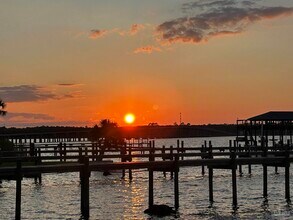 890 Paradise Beach Cir in Pensacola, FL - Building Photo - Building Photo