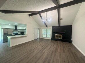 6105 Rayburn Ct in Fort Worth, TX - Building Photo - Building Photo