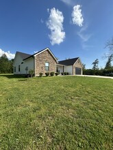964 Ware Rd in Ringgold, GA - Building Photo - Building Photo