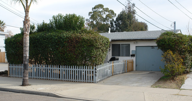 The Claydelle Avenue Apartment Homes in El Cajon, CA - Foto de edificio - Building Photo