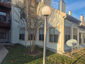 13409 Shady Knoll Dr, Unit Aspen Forest 11 in Silver Spring, MD - Foto de edificio - Building Photo