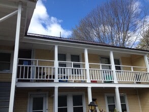 12 Dunning St in Brunswick, ME - Building Photo - Building Photo