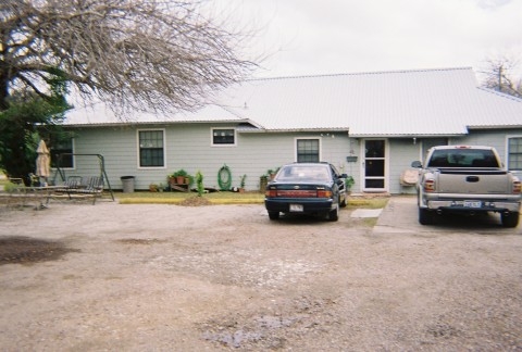 119 Lowery in Port Lavaca, TX - Building Photo