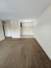 274 Hooker Ave in Poughkeepsie, NY - Building Photo - Building Photo