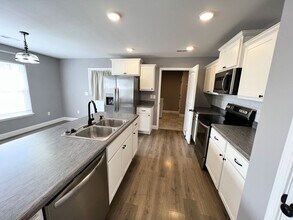 171 Zeigenbein Rd in St. Robert, MO - Building Photo - Building Photo