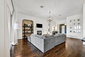 109 Hedgerow Ln in Liberty Hill, TX - Building Photo - Building Photo