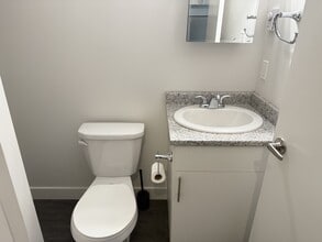 430 5th St in Courtenay, BC - Building Photo - Building Photo