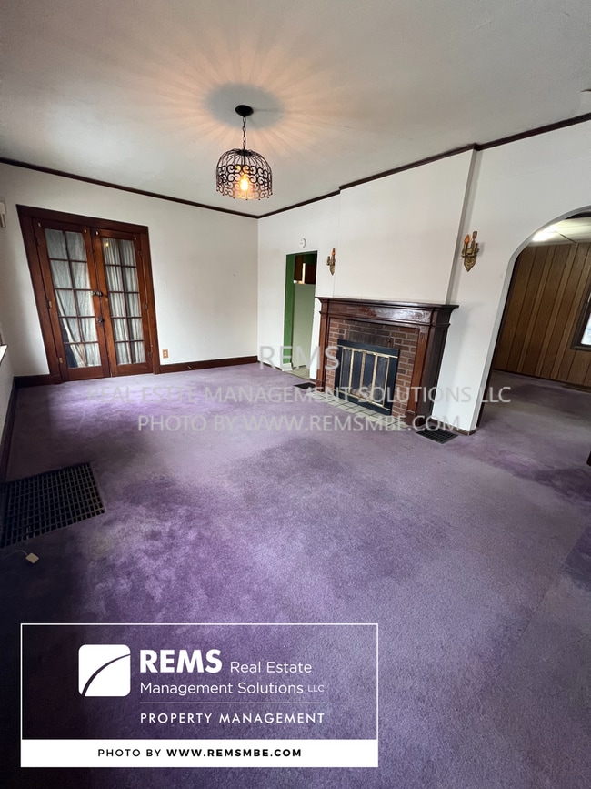 property at 1016-1016 Vine St