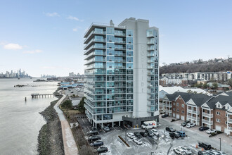 Portside in Edgewater, NJ - Building Photo - Building Photo