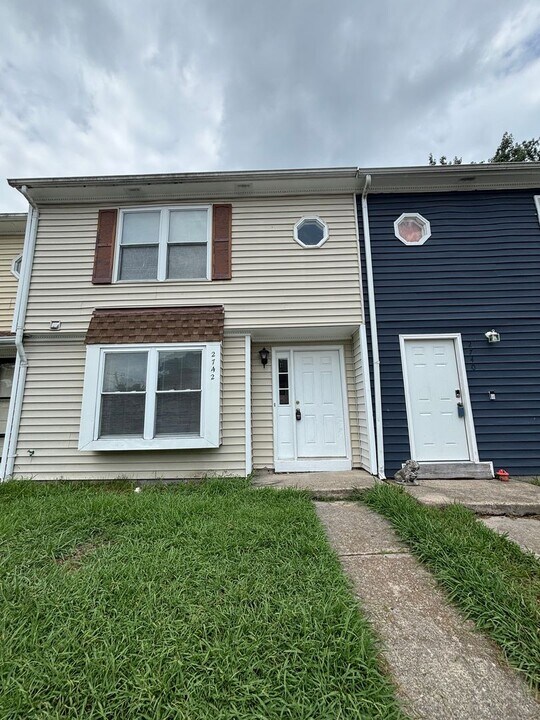 2742 Janice Lynn Ct in Chesapeake, VA - Building Photo