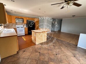 786 540 N in Tooele, UT - Building Photo - Building Photo