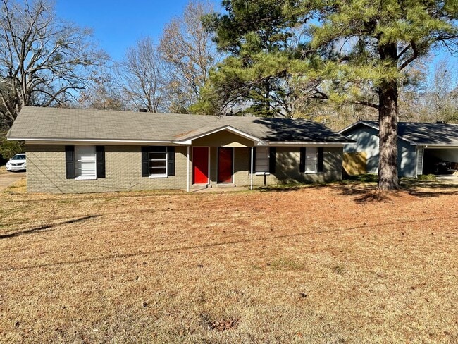 property at 801 Monroe St